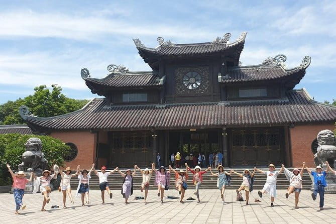 Ninh Binh 2 days 1 night: Mua Cave- Tam Coc- Bai Dinh - Trang An - Day 2: Temples and Return to Hanoi