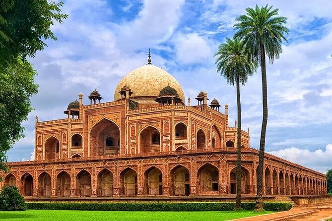 Old And New Delhi Private Luxury Day Tour By Car - Practical Details & Tips