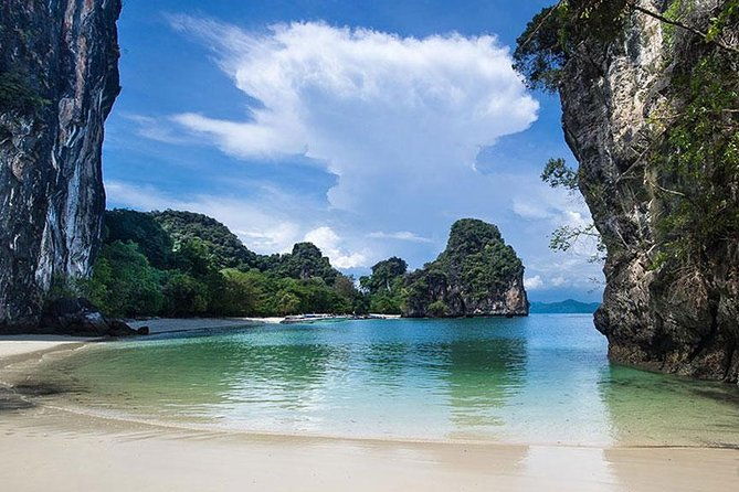 One-Day Tour at Hong Islands by Speedboat from Krabi - Practical Aspects: What to Know Before Booking