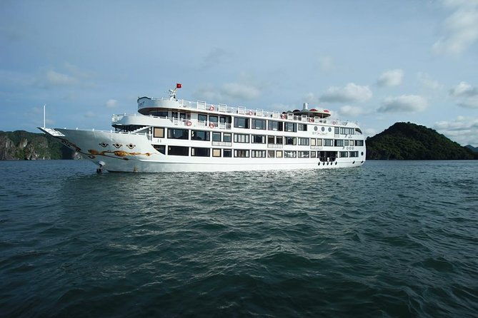 Overnight Halong Bay Cruise on the Starlight - The Vessel and Overall Experience