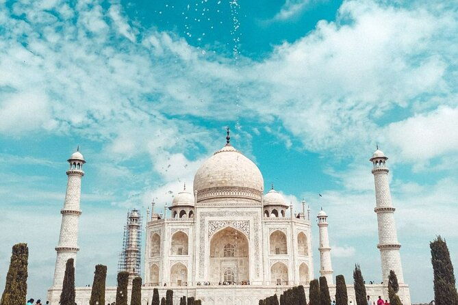 Overnight Taj Mahal Sunset And Sunrise Tour From Delhi - Why This Tour Offers Great Value