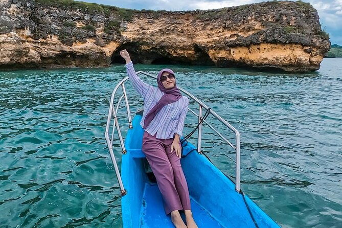 Pink Beach Lombok Island - The Experience on the Water and Land