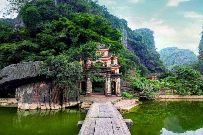 Premium Hoa lu - Trang An - Mua Cave with Buffet Lunch from Hanoi - Summary