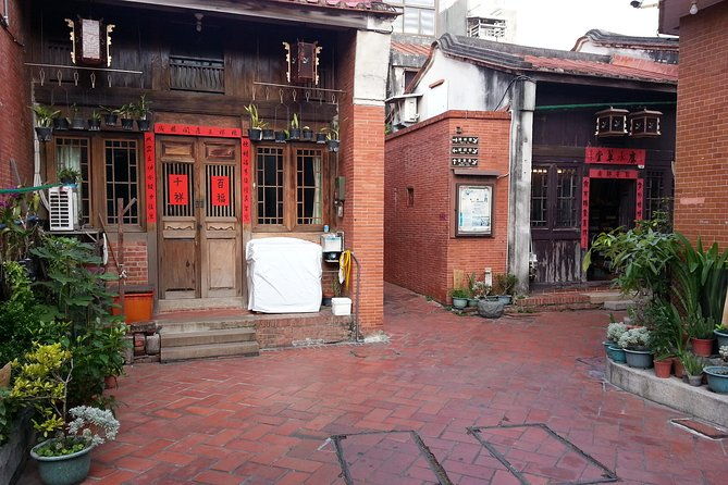 Private 2-Day Sun Moon Lake, Puli and Lukang Tour - Insights from Reviewers: What Really Stands Out