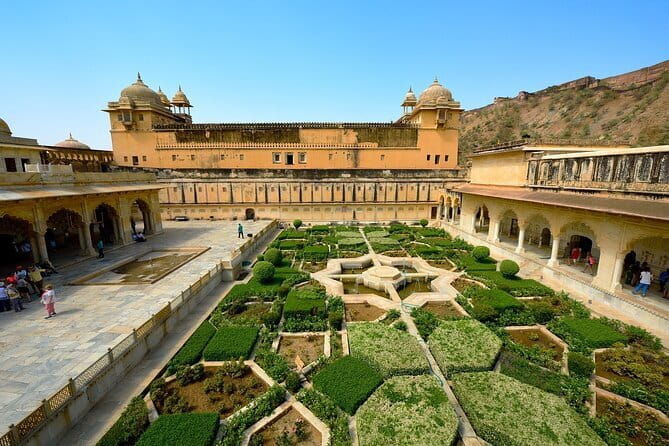Private 5-Day Golden Triangle Luxury Tour from Delhi - Who Should Consider This Tour?
