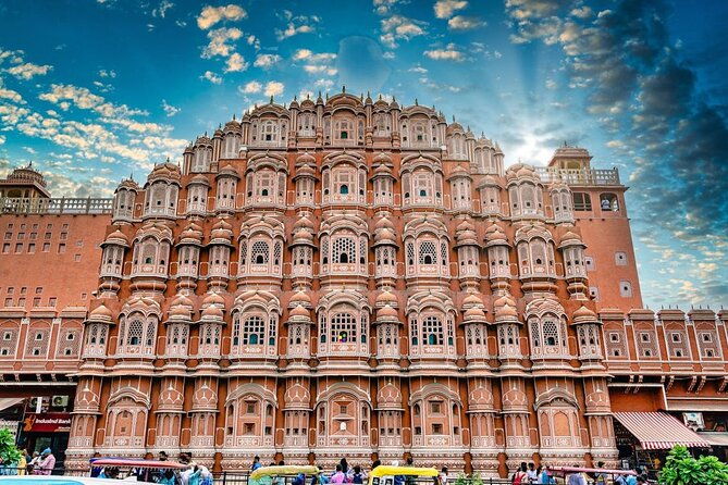 Private Amer Fort and Jaipur City Tour from Delhi By Car - What’s Included and What’s Not