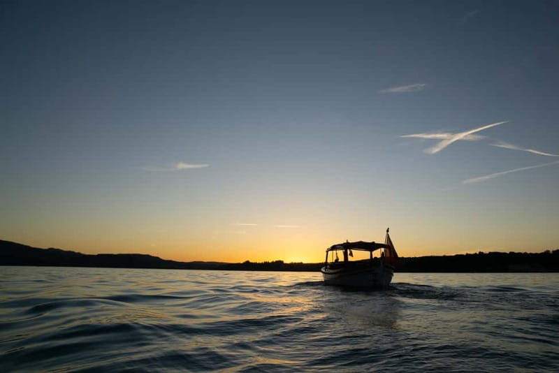 Private boat tour on Lake Lucerne from Lucerne - The Allure of a Private Lake Lucerne Experience