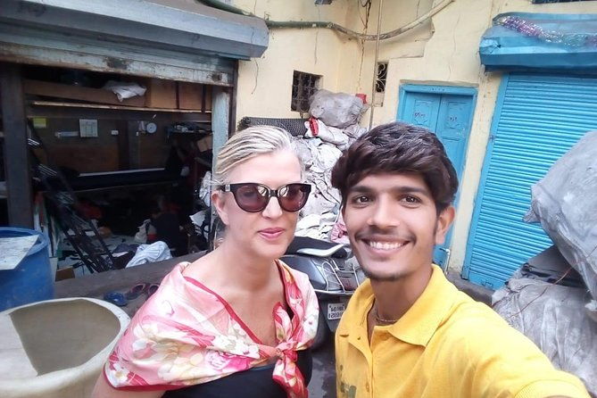 Private Bollywood with Slum Tour Inclusive of Guide and Transport - What’s Included & What to Consider