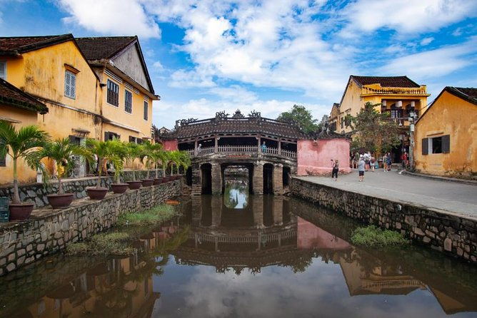 Private Car from Hue to Hoi An With An English Speaking Driver - FAQ