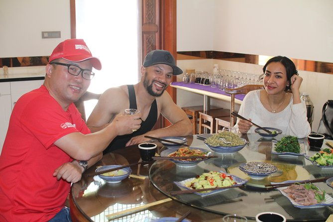 Private Customized Day Tour in Xi'an With a Local Insider - Practical Aspects and Value