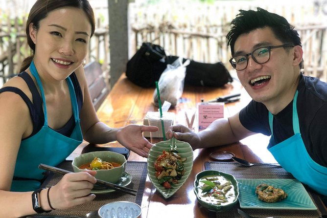 Private Dinner Cooking Class with Benny in Chiang Mai - The Authenticity and Value