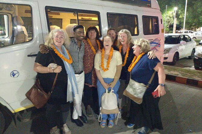 Private Full Day Jaipur Tour with Guide - Transportation & Guide Experience