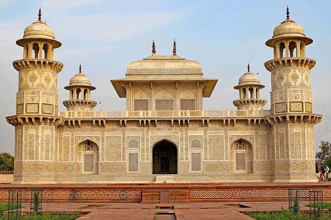 Private Full-Day Tour of Taj Mahal by Car from Delhi with Pickup - Who Will Love This Tour?