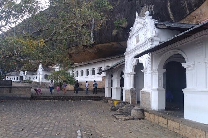 Private Full Day Tour Sigiriya and Dambulla From Kandy - The Itinerary Breakdown: What You Can Expect