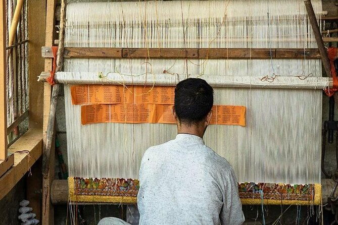 Private Half-Day Guided Shopping Tour with Transfer in Delhi - A Deep Dive Into the Itinerary