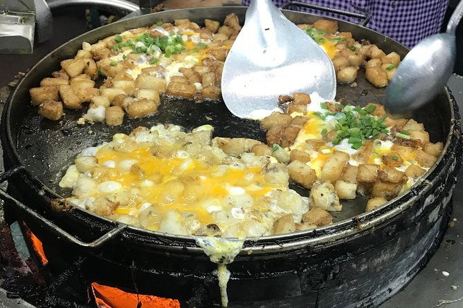 Private Ho Chi Minh Street Food Tour by Motorbike with Ao Dai Female Rider - An In-Depth Look at the Ho Chi Minh Street Food Adventure
