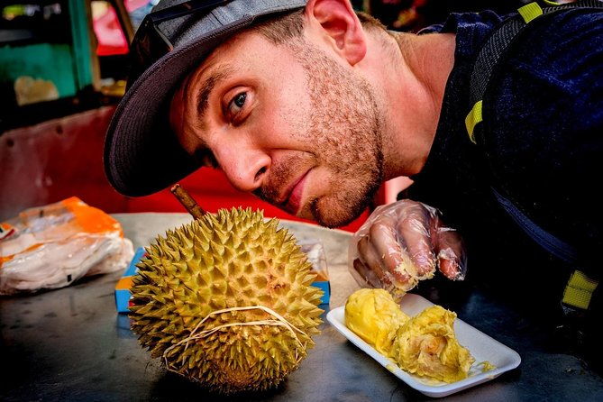 Private Kuala Lumpur Night Market And Food Tour - Why This Tour Works Well