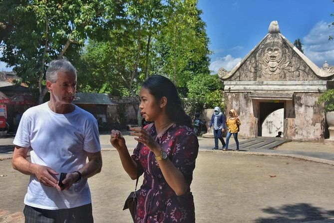 Private Royal Heritage Tour: Yogyakarta Palace, Watercastle, Sonobudoyo Museum - Authentic Experiences Drawn from Reviews