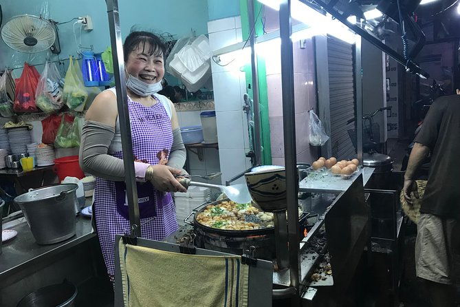 Private Saigon Night Food Tour by Scooter - What Makes This Tour Stand Out?