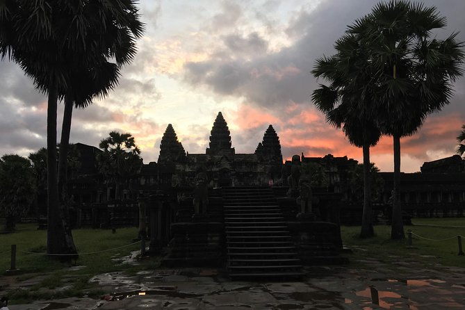 Private: Sunrise Angkor Wat Full Day Guided Visit - Who Is This Tour Best Suited For?