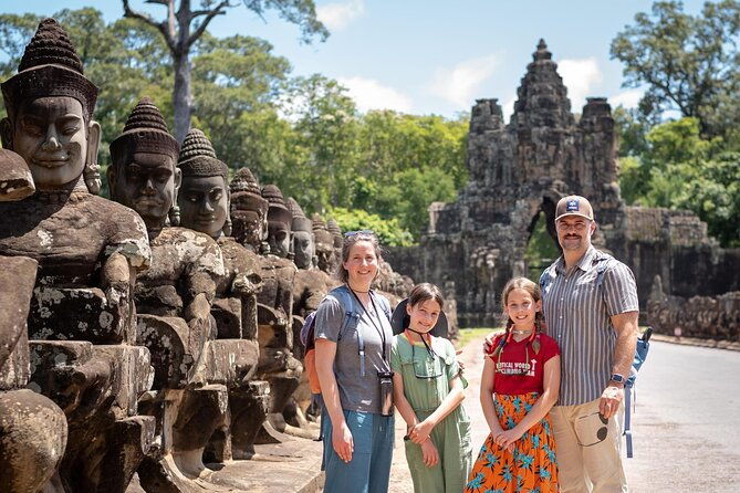 Private sunrise 'small tour' of Angkor Wat with car or van & Guide - Transportation & Comfort