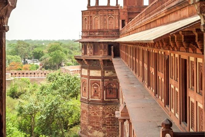 Private Taj Mahal & Agra Fort Tour, Dine with a View - What Sets This Tour Apart?