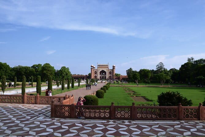Private Taj Mahal And Monuments Tour From Jaipur By Car - What Makes This Tour Stand Out?