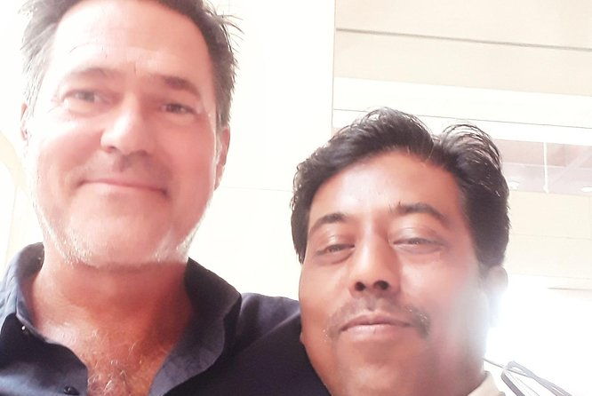 Private Taj Mahal Day Tour by Car with Lunch and Tickets - Exploring Agra Fort