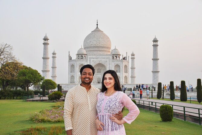 Private Taj Mahal Day Trip with Guide & Lunch - Detailed Breakdown of the Itinerary