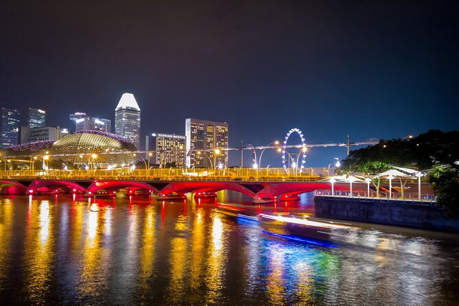Private Tour: Nighttime Sightseeing with River Cruise - Detailed Breakdown of the Itinerary