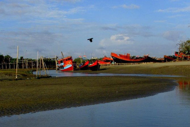 Private Tour: Temples and Ashrams of Ganga Sagar Day Trip from Kolkata - Who Should Consider This Tour?