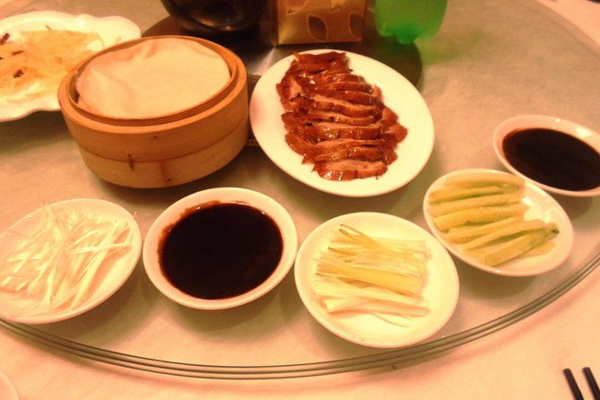 Private Tour to Pearl Market Acrobatic Show & Peking Duck Dinner - Why This Tour Offers Great Value