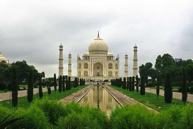 Private Tours: Taj Mahal Sunrise Tour from New Delhi - The Details of the Experience