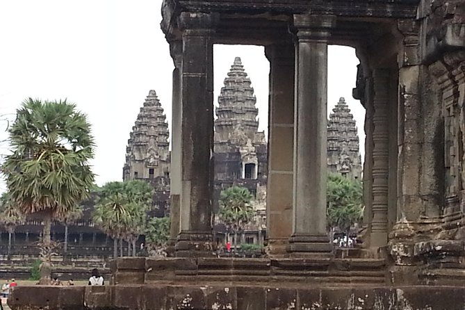 Private Two Day Trip: Angkor Temples with Floating Village - Transportation & Logistics: Why it Matters
