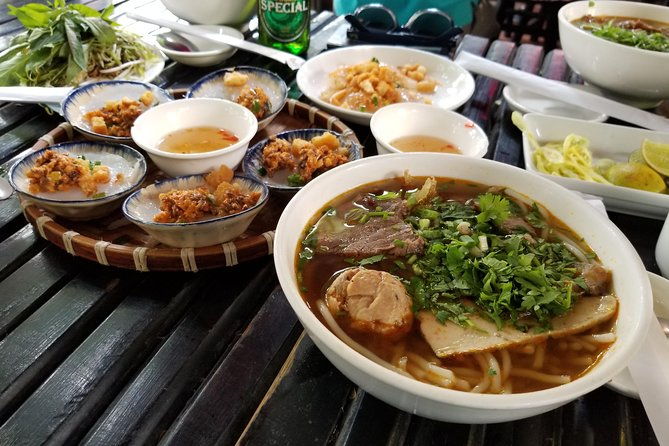 PRIVATE Walking STREET FOOD with GIRLPOWER locals - Practical Details & Value