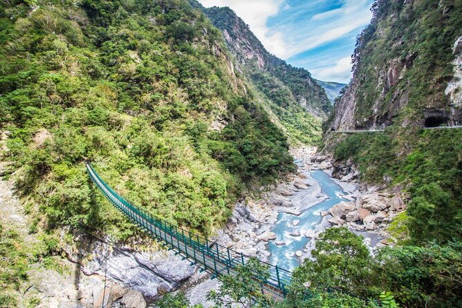 PrivateTaroko National Park (Pickup from Taipei/Yilan/Hualien) - The Realities of the Tour: Pros and Cons