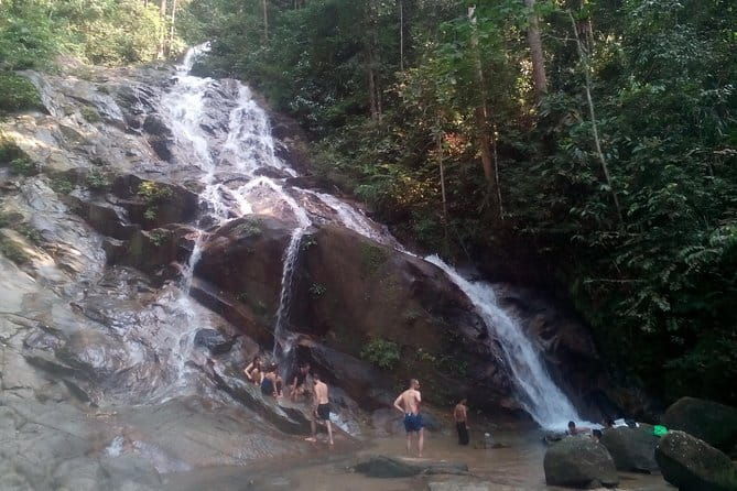 Rainforest-Cascading Waterfall, Batu Cave,Hotspring(Private Tour) - The Itinerary in Detail