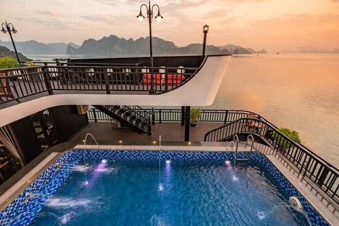 RITA Cruise 5* Lan H-Cat Ba 3 days 2 nights with 2 ways transfer - What Makes This Cruise Special?