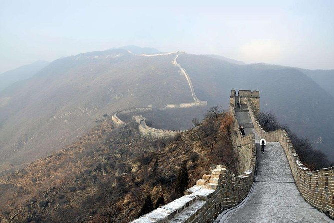 Round-Trip Private Transfer from Your hotel in Beijing to Great wall at Mutianyu - Exploring the Wall