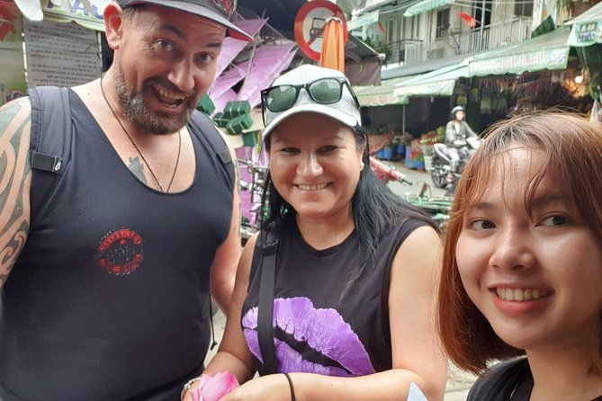 Saigon local street food-tasting tour - The Motorbike Experience: Riding Through Saigon