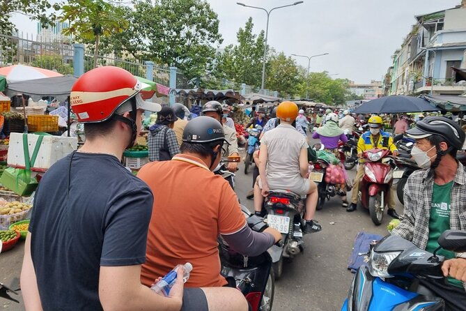 Saigon Private/Small Group Walking Food Tour with 13 Tastings - Transportation & Group Size