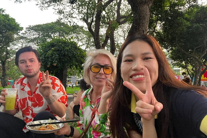 Saigon Street Food By Night - Foodie City Private Tour With Local Guide - Why This Tour Works