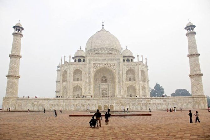 Same Day Agra Tour from Delhi by surface - What Makes This Tour Stand Out?