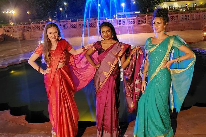 Saree Draping - Timeless elegance of traditional Indian Saree - Who Should Book This Experience?