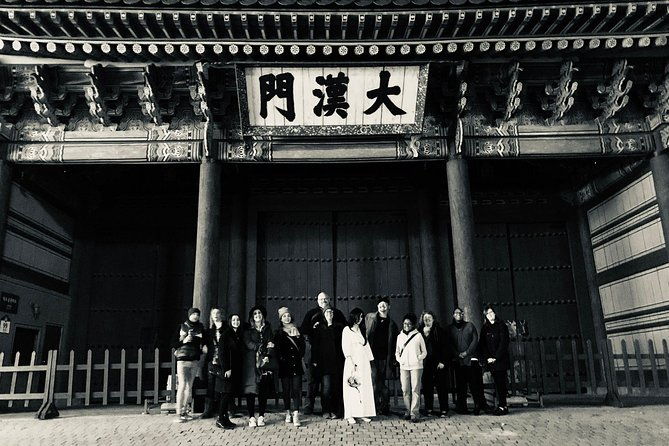Seoul: Evening Dark History, Folklore & Ghost Story Walking Tour - What to Expect During the Tour