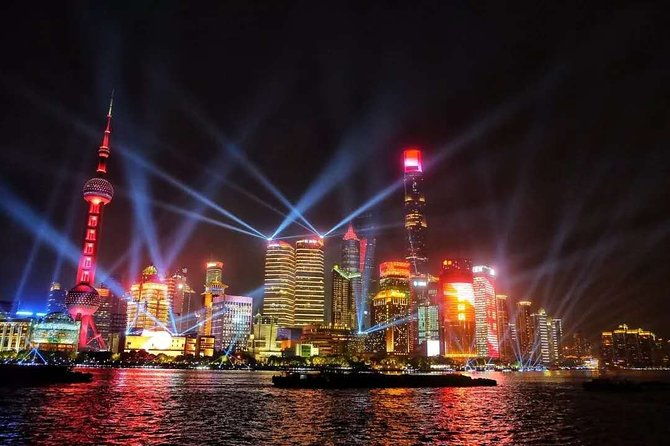 Shanghai Huangpu River Night Cruise with Buffet Dinner - Who Would Love This Tour?