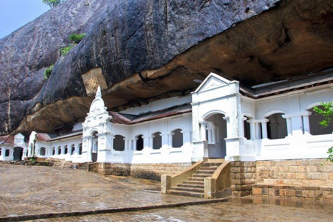Sigiriya city tour from Negombo & Colombo with traditional Lunch. - Village Life at Sigiriya Craft Village  
