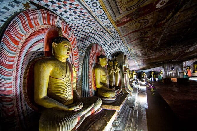 Sigiriya Lion Rock & Dambulla Cave Temple Day Tour From Colombo - Practical Tips
