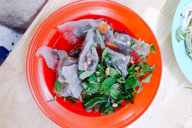 Small Group Hanoi Street Food Tour with a Real Foodie - Who Should Consider This Tour?