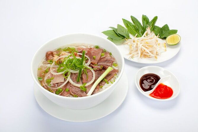 Small Group Hanoi Street Food Walking Tour with Local Guide - The Itinerary: What to Expect on Your Hanoi Food Journey